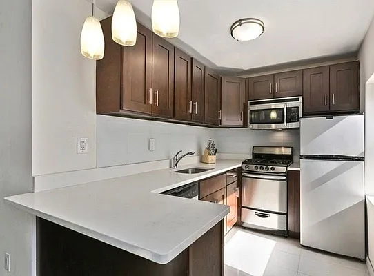 Rented by Corcoran | media 17