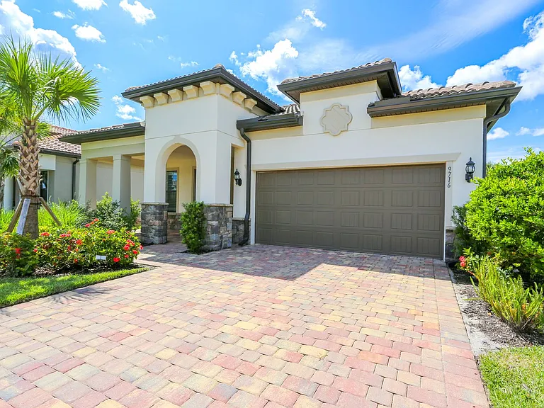 9716 Everglades Dr — Photo 49