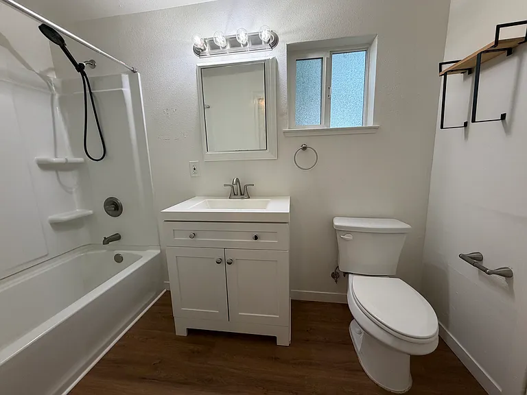 1230 Ivy St #2 — Photo 13