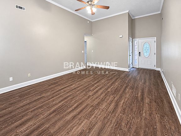 5th image of 25 Lake Charles Way