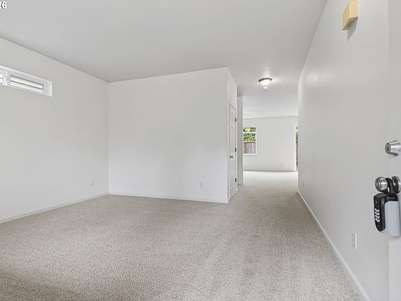 3rd image of 2718 NW 117th Cir
