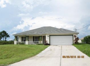 2918 61st St W, Lehigh Acres, FL 33971