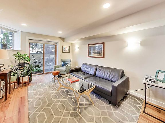 4th image of 3430 N Elaine Pl APT 3