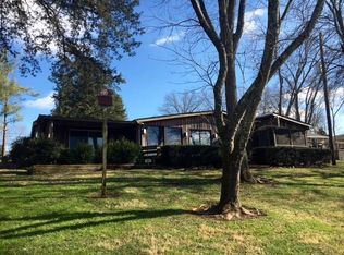 1405 Shoreside Dr, Hendersonville, TN 37075