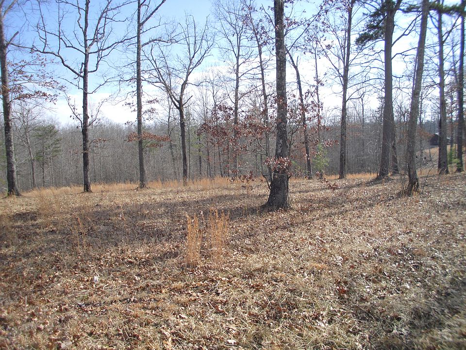 2nd image of Crestwood Dr