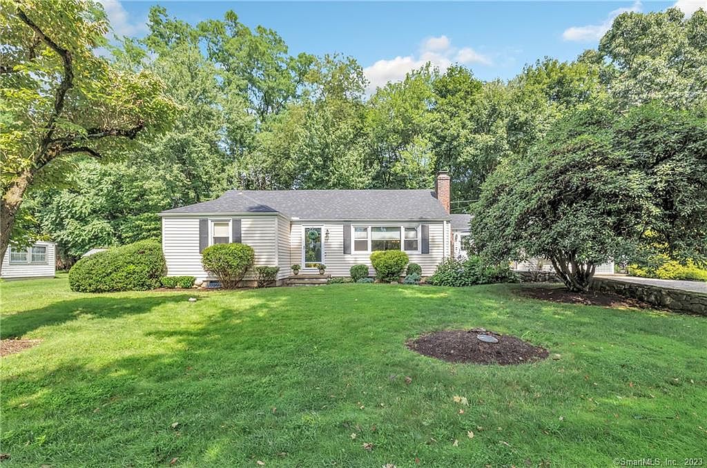 15 Shadybrook Ln, Norwalk, CT 06854 | Zillow