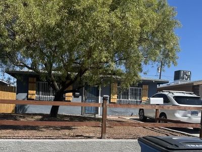 1272 W Lake Mead Blvd, Las Vegas, NV, 89106