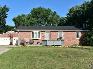 1604 Linn St, Valley Falls, KS 66088