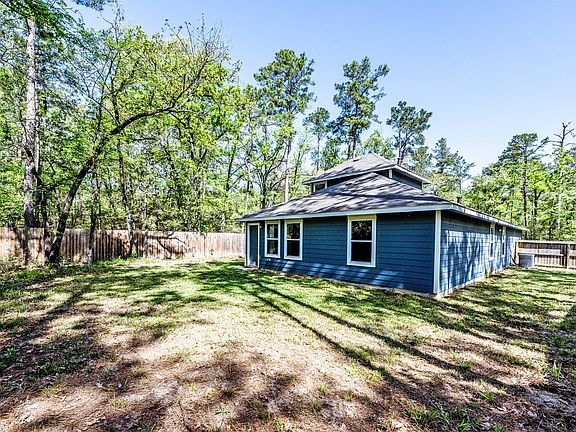 2nd image of 28605 Cedar Ct