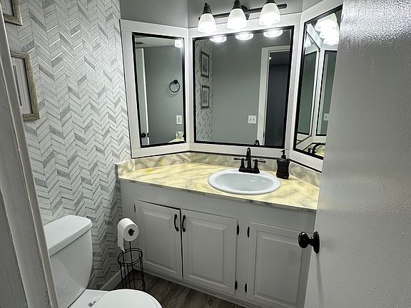 4th image of 2133 Quail Creek Dr