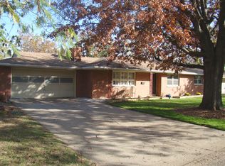 326 Crown Point, Columbia, MO 65203