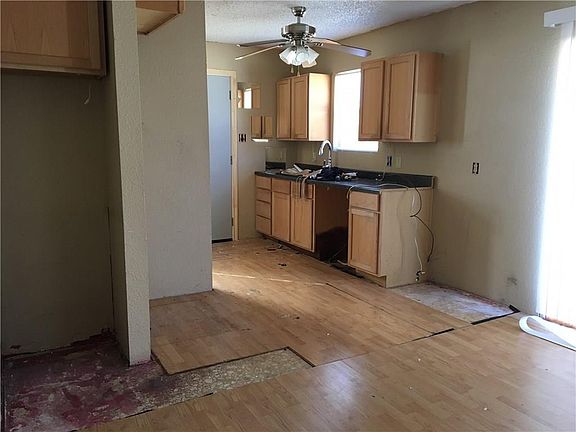 5th image of 2101 E Jones St