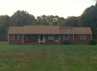 4215 Sharps Rd, Warsaw, VA 22572