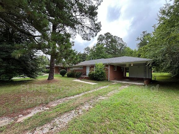 3rd image of 4304 Wedgewood Dr