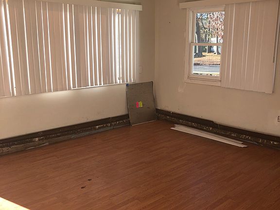 5th image of 534 Alfred Ln