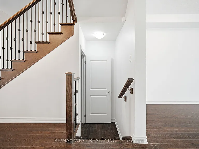 26 Hines St — Photo 38