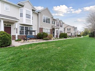 11009 Oak Grove Cir UNIT C, Woodbury, MN 55129