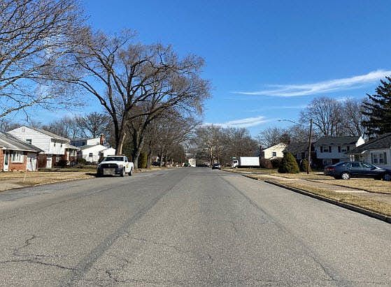 5th image of 1740 North Blvd