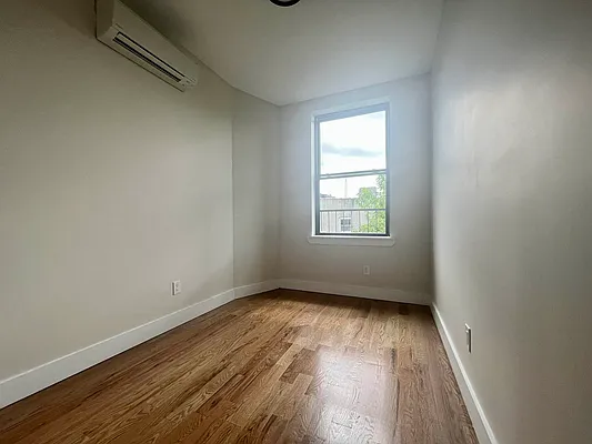 Rented by Yup Realty LLC | media 20