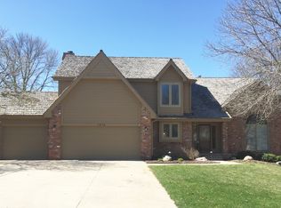 1674 S 153rd St, Omaha, NE 68144