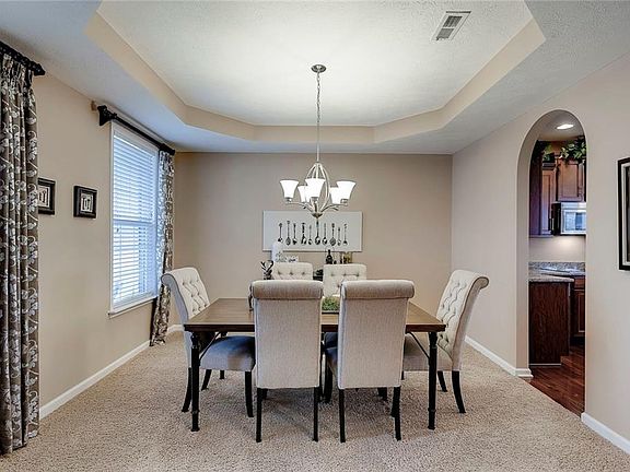 4th image of 4250 Parliament Way