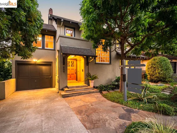 859 Rosemount Rd, Oakland, CA 94610