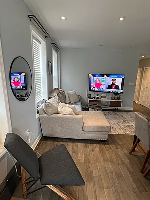 Rented by Evergreen Realty & Investments | media 10