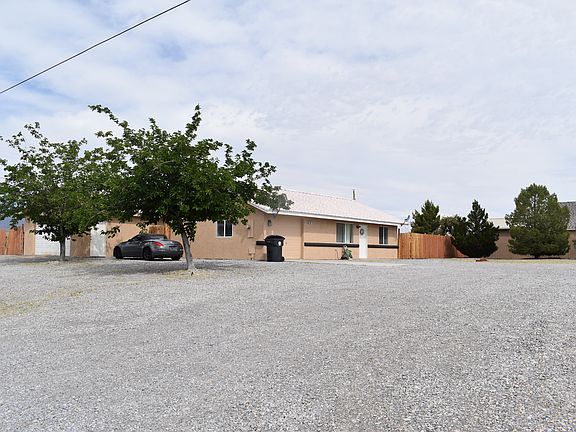 2nd image of 800 Laguna St