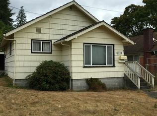 815 Jackson Ave, Raymond, WA 98577