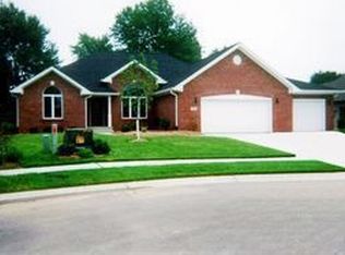 377 Hazy Ln, Greenwood, IN