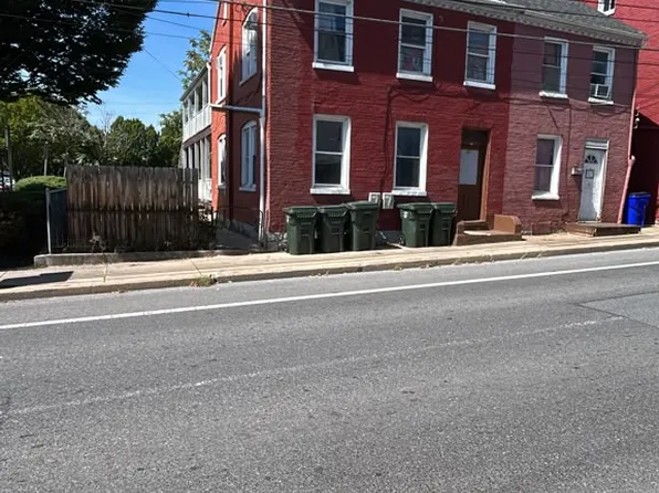 31 N Locust St #1, Hagerstown, MD 21740