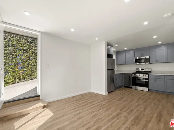 8824 1/2 Harratt St, West Hollywood, CA 90069