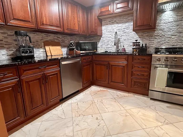 2919 SW Upper Dr — Photo 8