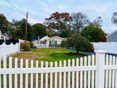 219 Litchfield Avenue, Babylon, NY, 11702