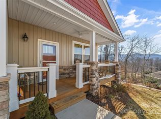 25 Village Overlook Loop, Swannanoa, NC 28778