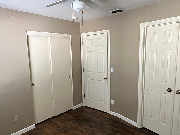 3rd image of 5104 Thoroe Ct