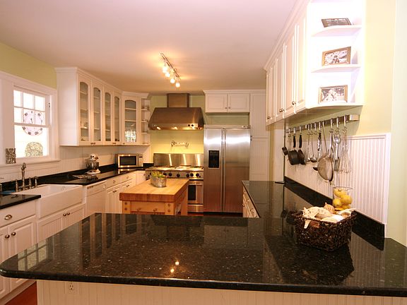 5th image of 2911 W Wallcraft Ave