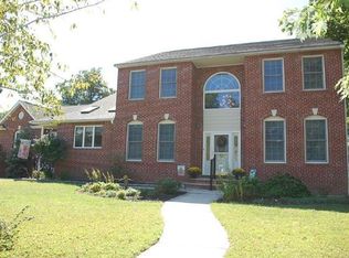 136 Glover Ave, Mount Ephraim, NJ 08059