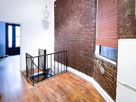 Rented by Magnone Real Estate | media 2