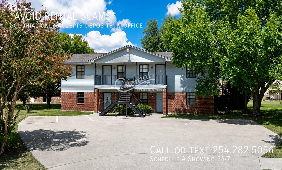 4805 Cedarhill Cir #C