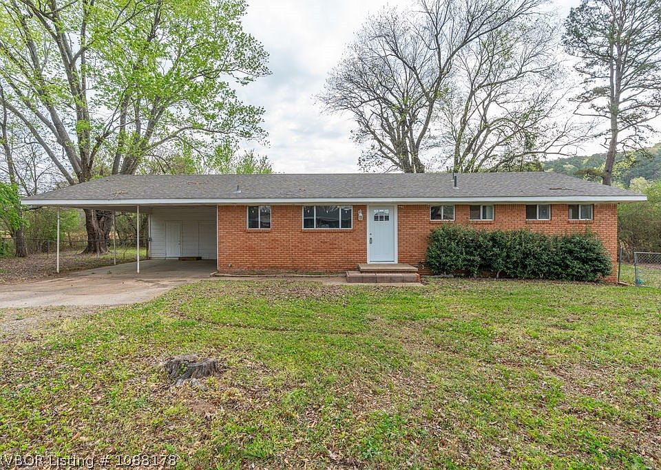 1st image of 115 Cloos Circle Dr