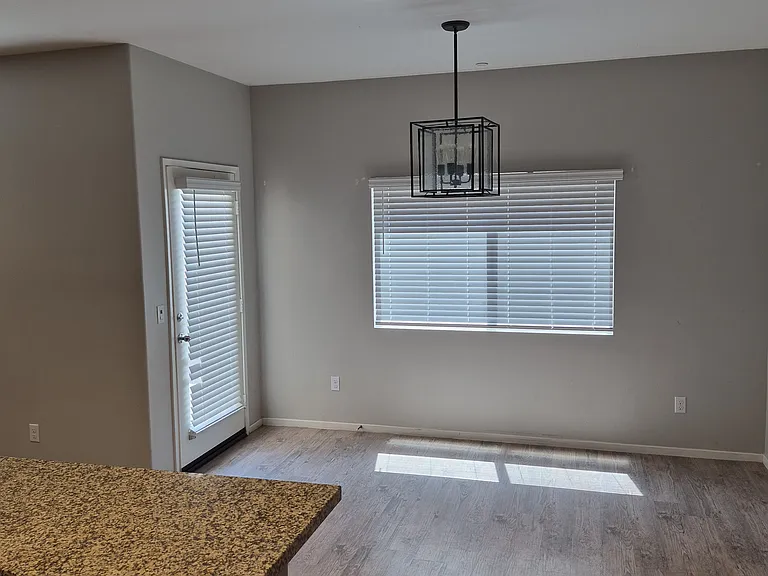 24292 Bay Laurel Ave — Photo 37