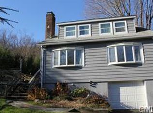 1 Rose Ln, New Fairfield, CT 06812