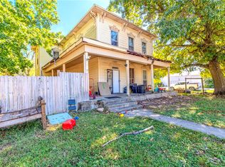 208 S Michigan St, Tower Hill, IL 62571