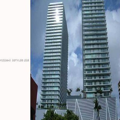 1st image of 1111 SW 1st Ave #2718