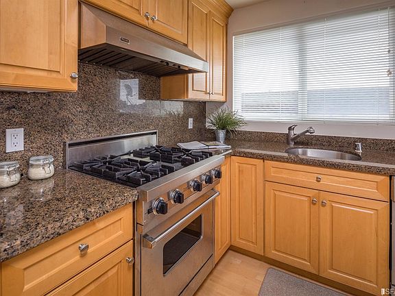 3rd image of 420 Magellan Dr