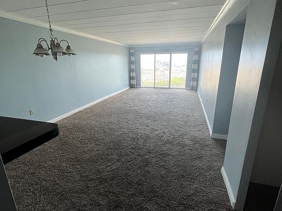 Main space/Living room