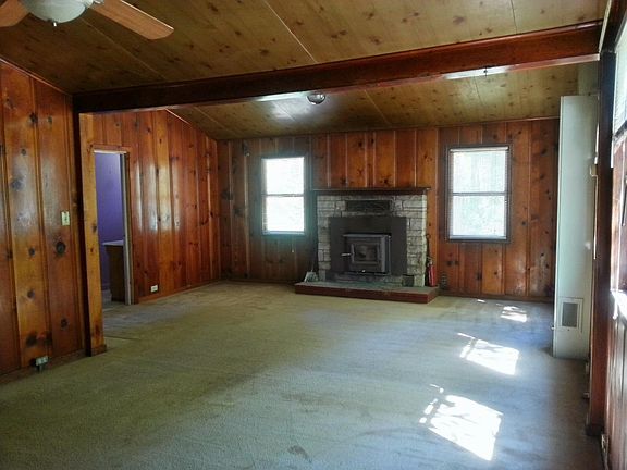 5th image of 10926 Sequoia Ave
