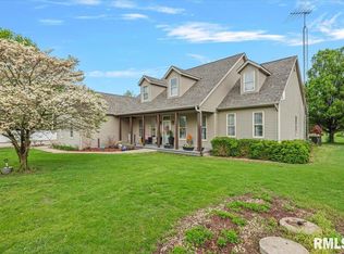 333 W Glenarm Rd, Glenarm, IL 62536