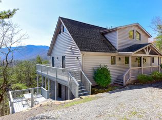 743 Blueberry Ln, Townsend, TN 37882